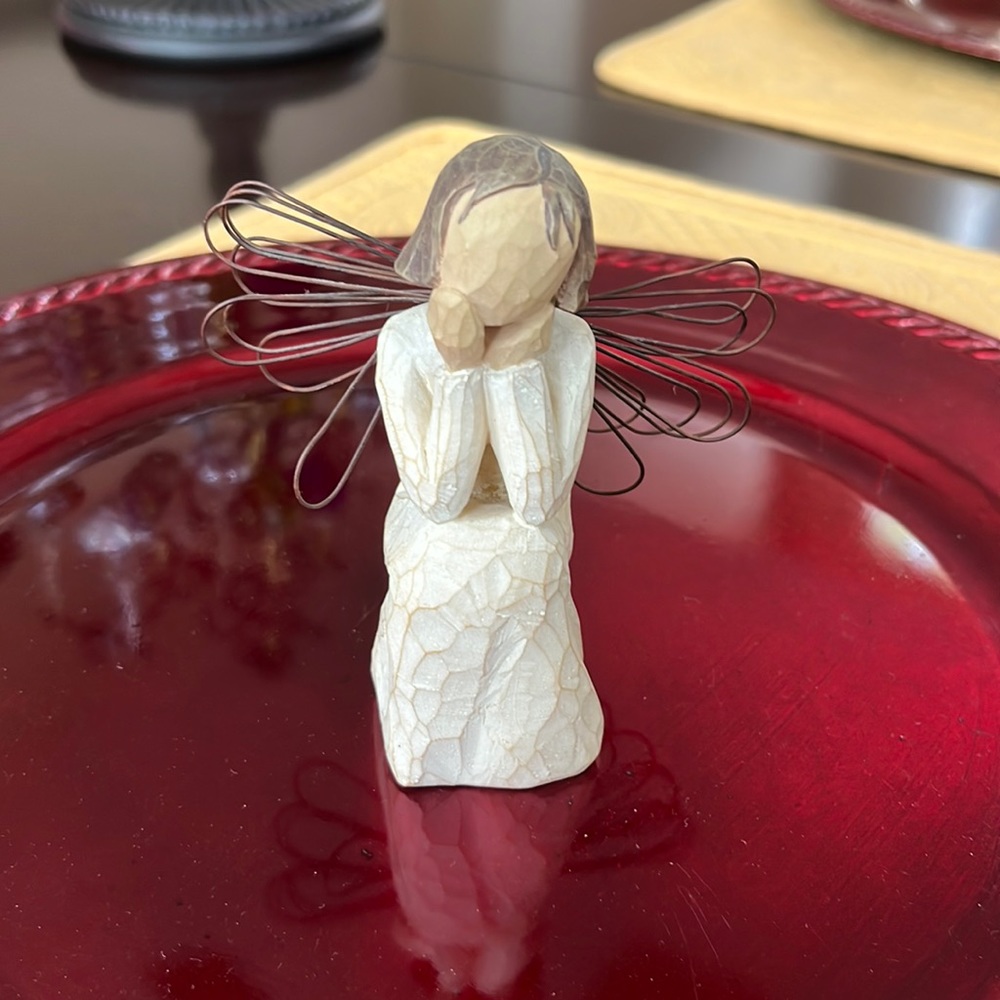 WILLOW TREE Angel of Caring